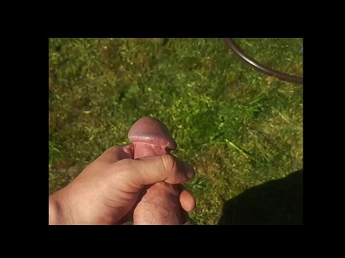 ❤️ Hot hottie gets her pink pussy fucked and cums with a squirt in a summer garden Russian porn iā mākou haw.risegame.top